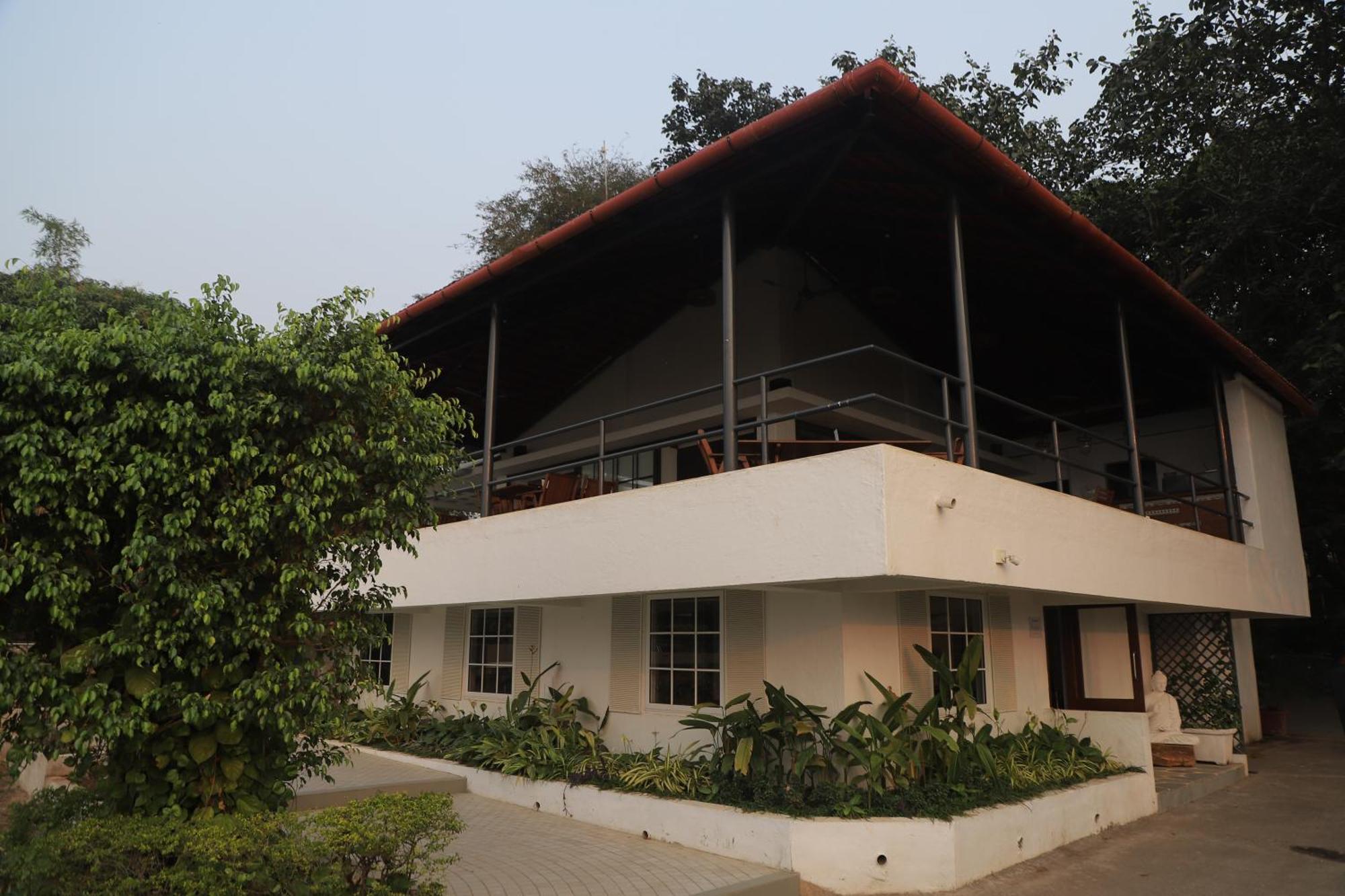 The Lighthouse - Formerly Known As Utan Sea Resort Thane Eksteriør bilde