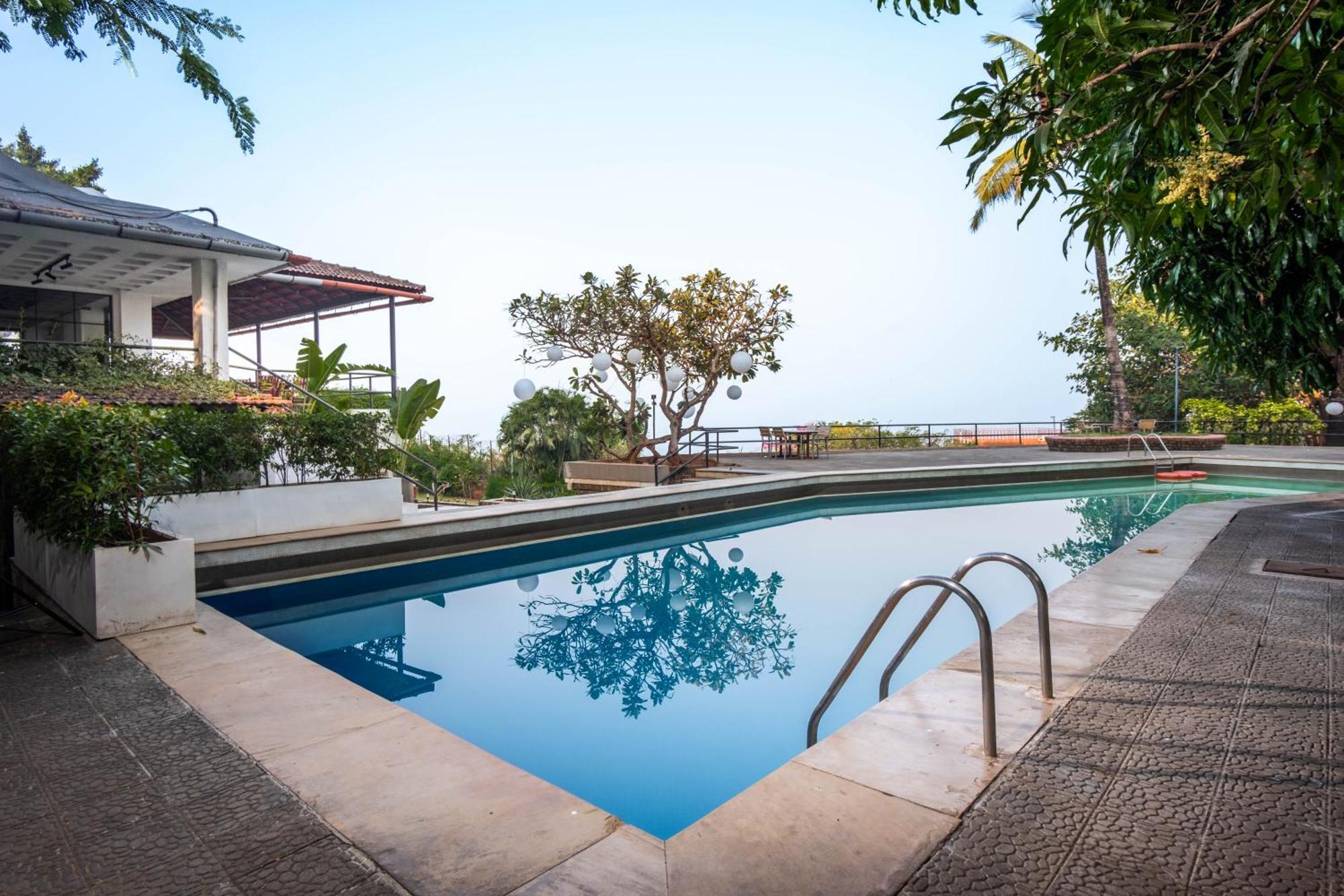 The Lighthouse - Formerly Known As Utan Sea Resort Thane Eksteriør bilde