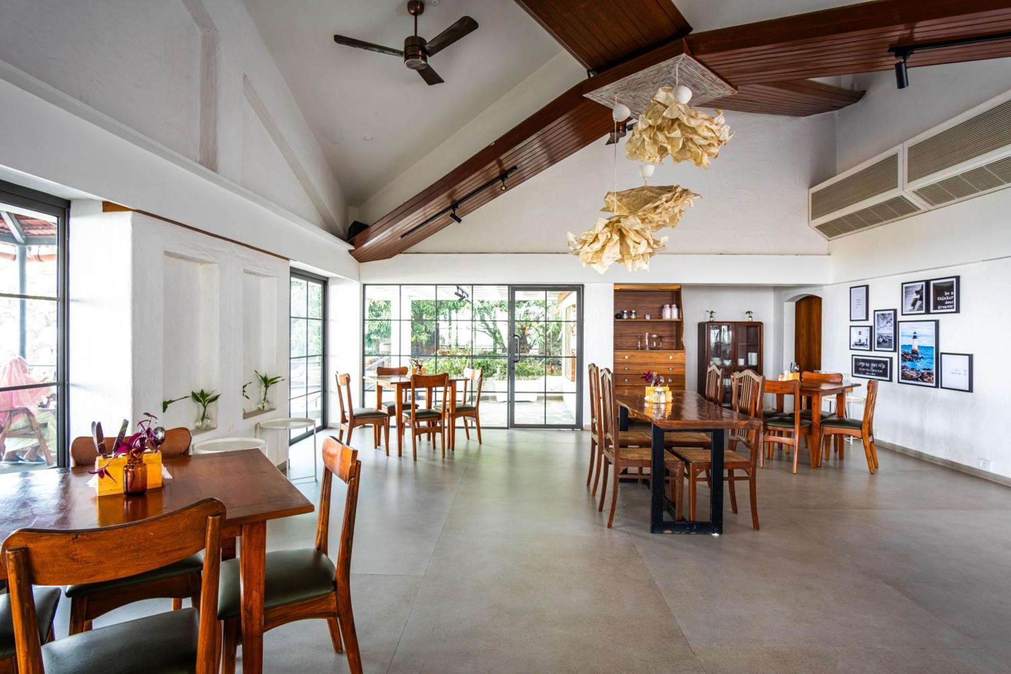 The Lighthouse - Formerly Known As Utan Sea Resort Thane Eksteriør bilde